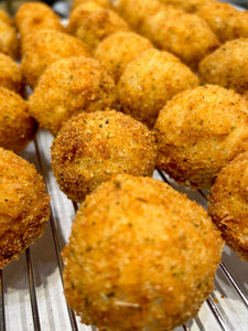 Mini arancini au gouda fumé (végétarien)